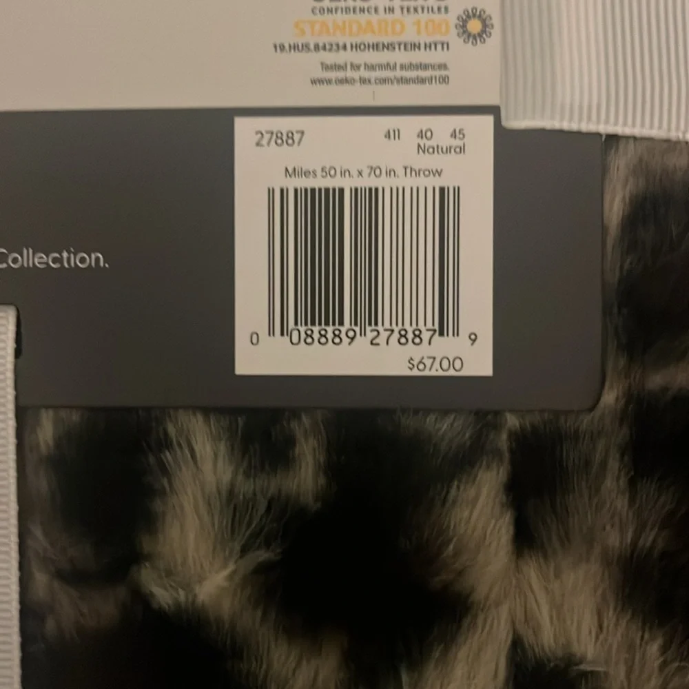 Koolaburra by UGG Leopard Print Throw Blanket - Black and Cream - Picture 5 of 5